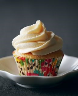 Frosted vanilla cupcakes