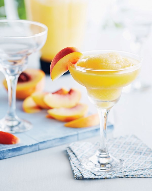 Frosty peach daiquiris