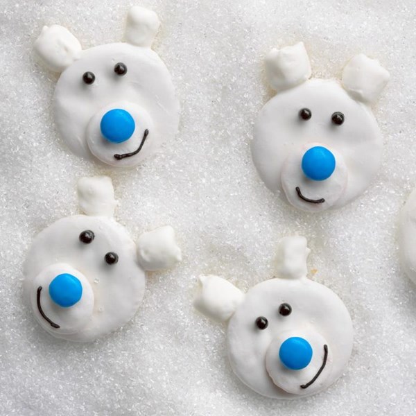 Frosty polar bears