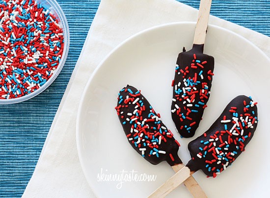 Frozen banana popsicles