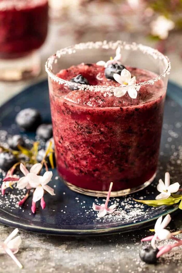 Frozen blueberry Paloma