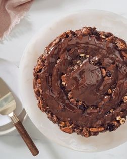 Frozen chocolate biscuit cake