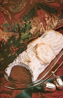 Frozen chocolate bûche de Noël
