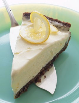 Frozen lemon ginger snap pie