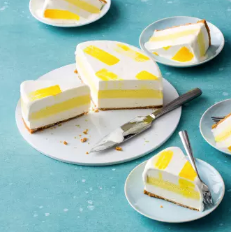 Frozen lemonade cake