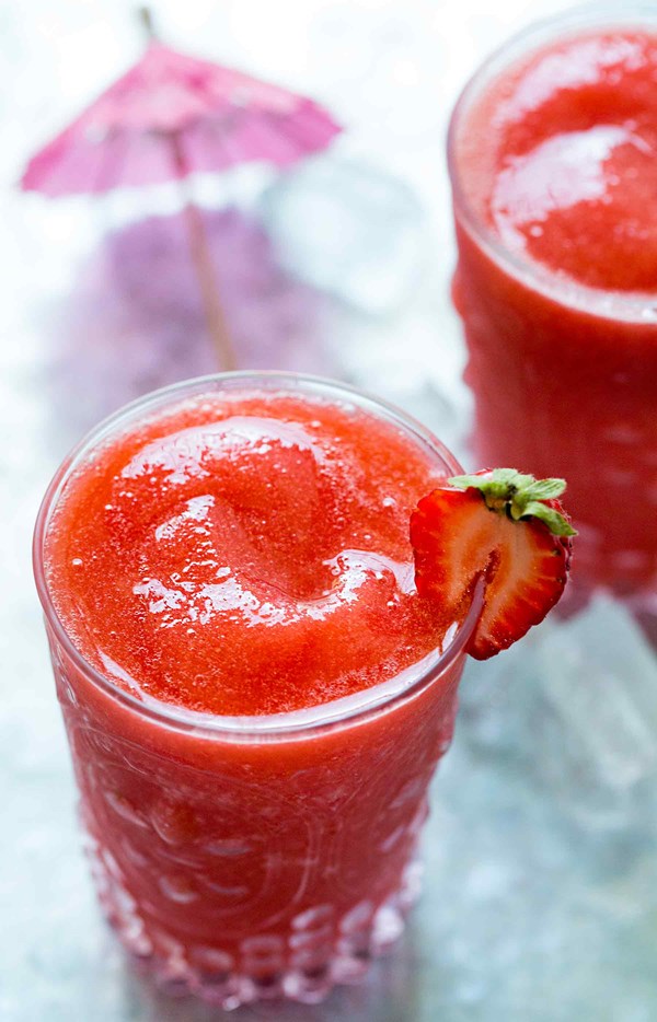 Frozen strawberry daiquiri