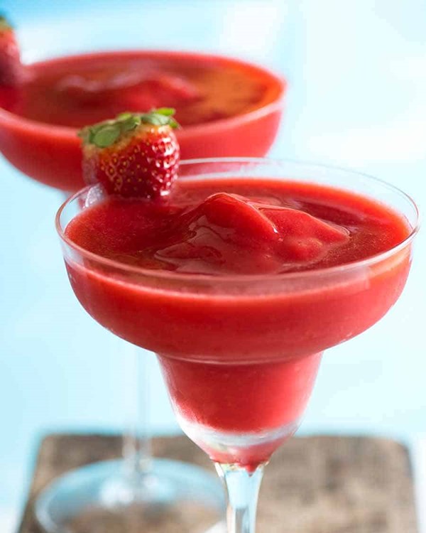 Frozen strawberry daiquiri