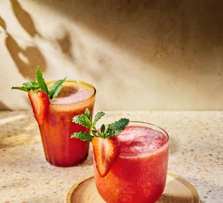 Frozen strawberry lemonade