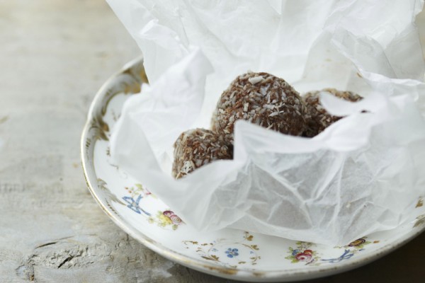 Fruit & nut chocolate truffles