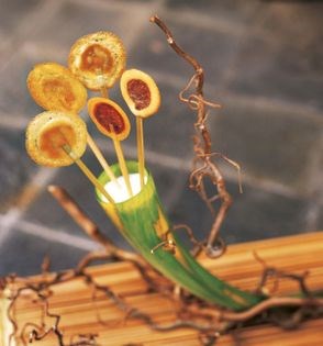 Fruit cookie lollipops