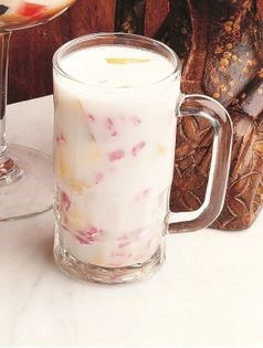 Fruit in coconut milk (Es kolak)