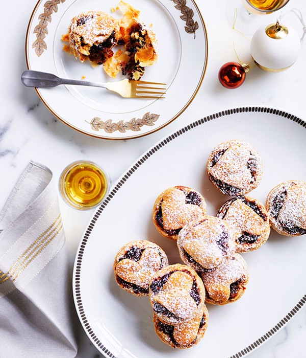 Fruit mince tarts