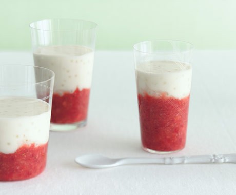 Fruit-on-the-bottom tapioca pudding