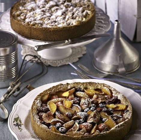 Fruit salad tart
