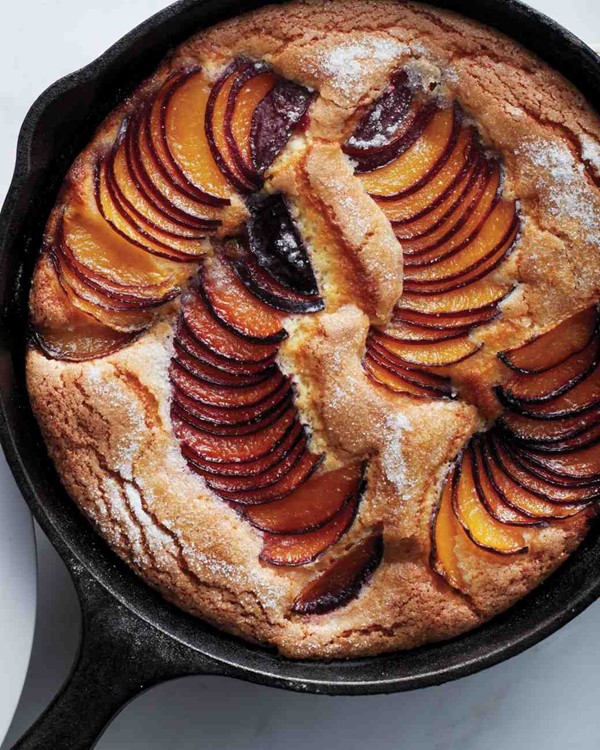 Fruit skillet cake