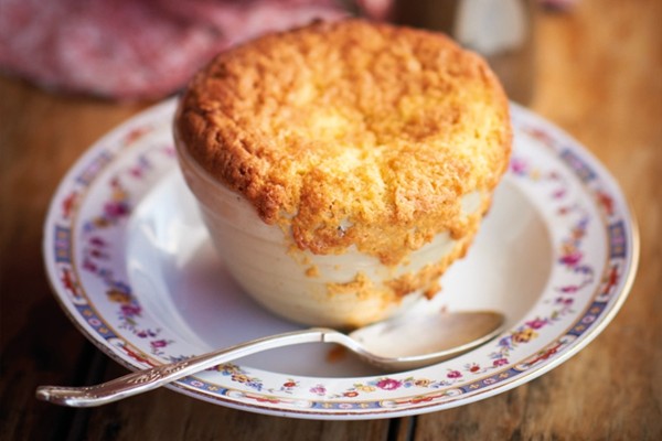 Fruit sponge pudding