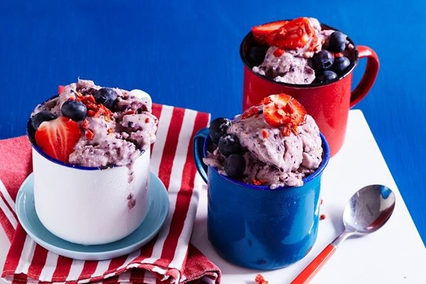 Fruit tingle smoothie pots