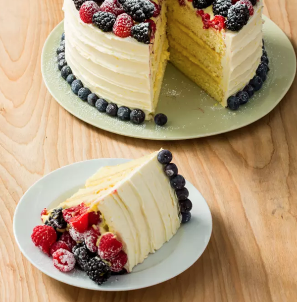 Fruits of the forest cake