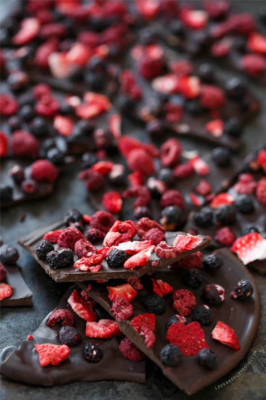 Fruity chocolate bark