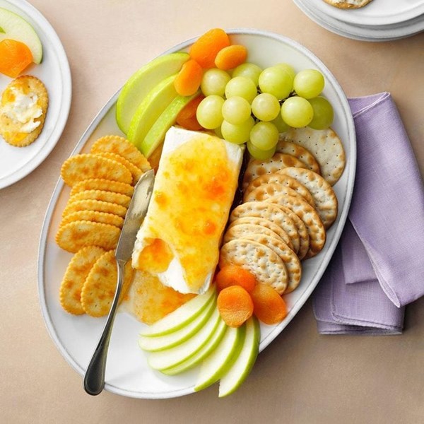 Fruity horseradish cream cheese