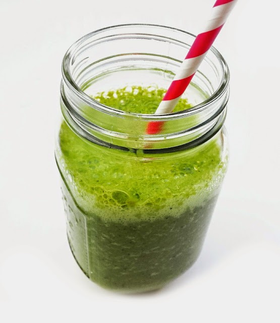 'Fruity little number' green smoothie