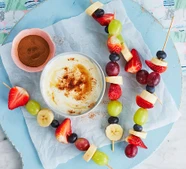 Fruity skewers with yogurt dip