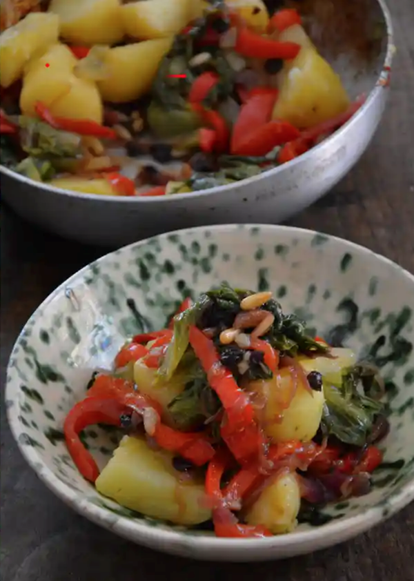 Frying-pan peppers and potatoes
