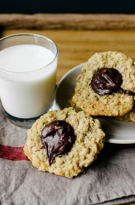 Fudge and walnut oatmeal cookies
