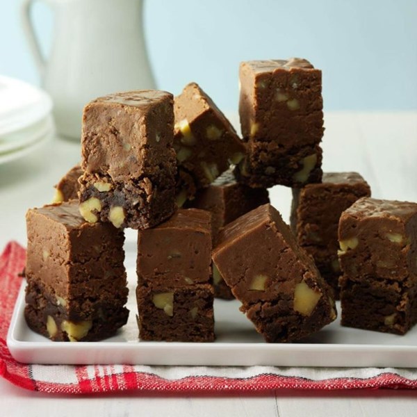 Fudge-topped brownies