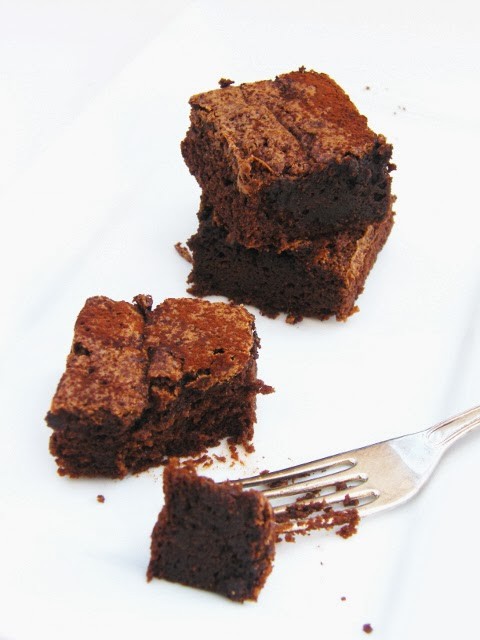 Fudgy chocolate brownies