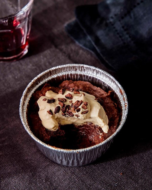Fudgy chocolate spoon cake