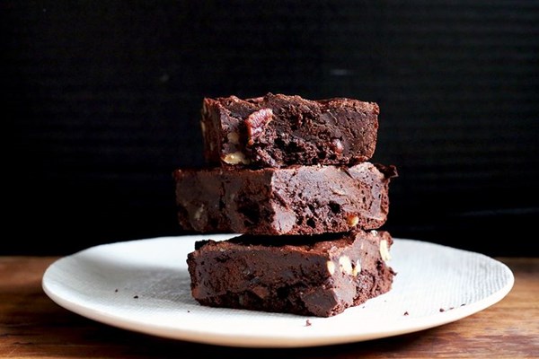 Fudgy pecan brownies