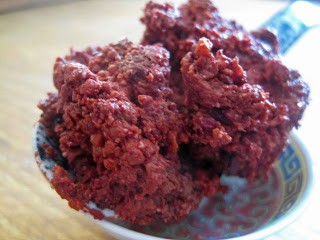 Fujian's red wine lees (Hongzao / 紅糟) 