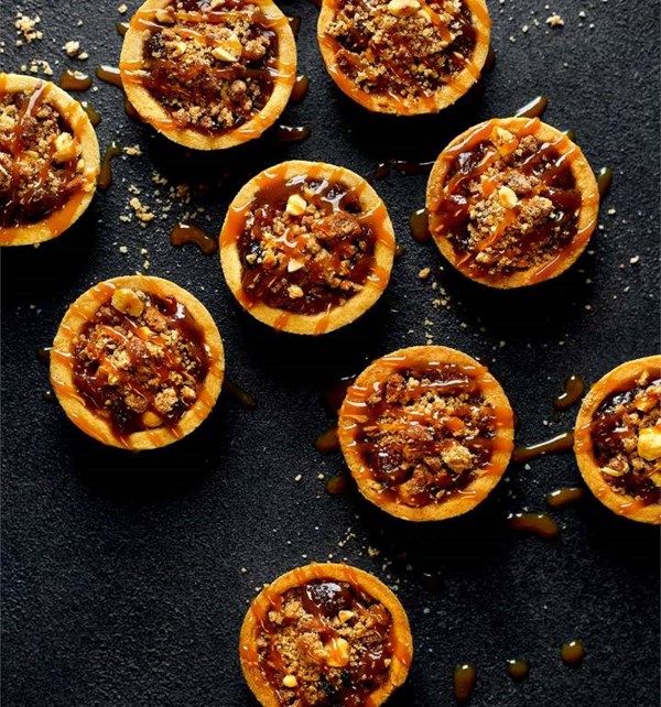 Fully loaded caramel crunch mince pies