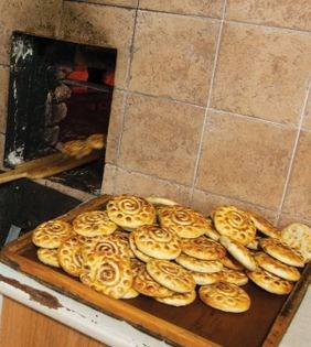 Fuman scones (Koluchen-ye Fuman)