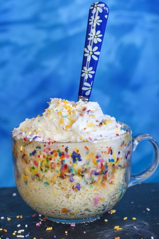 Funfetti mug cake