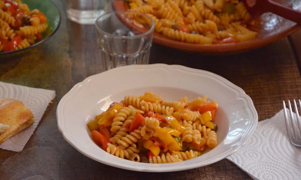 Fusilli with pepper and olive sauce