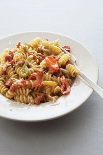 Fusilli with peppers and pancetta