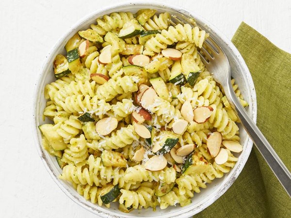 Fusilli with zucchini pesto