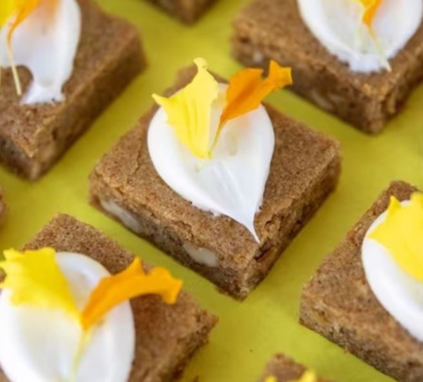 Gajar ka halwa blondies
