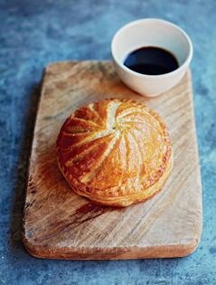 Game pie with wild mushrooms (Tourte de gibier aux champignons)
