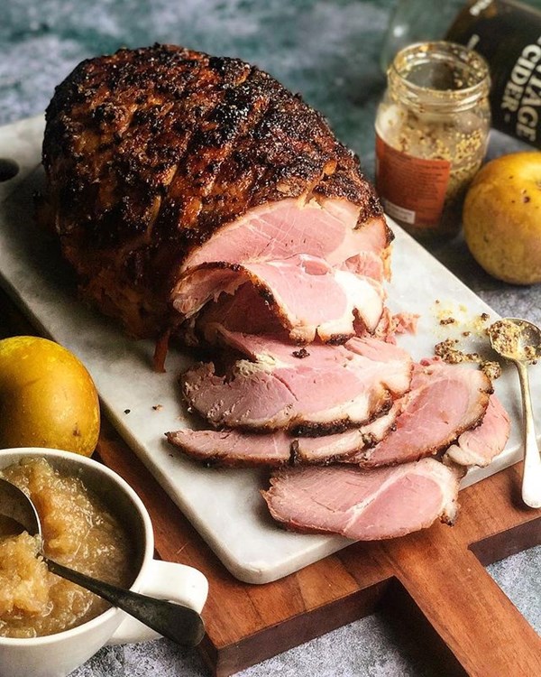 Gammon with cider and apples