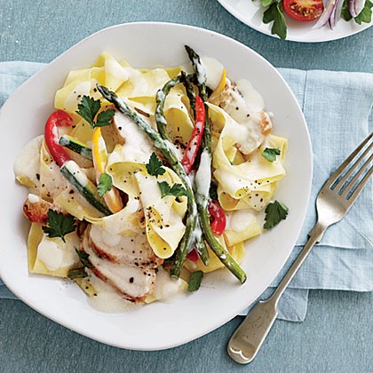 Garden Alfredo with chicken