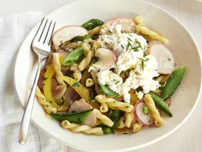 Garden pasta with lemon ricotta