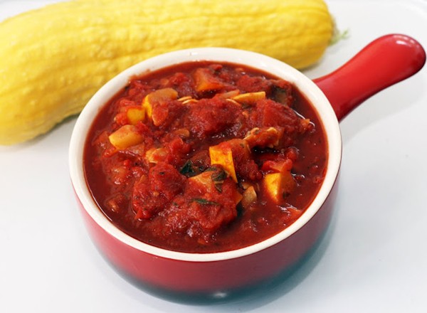 Garden squash tomato pasta sauce