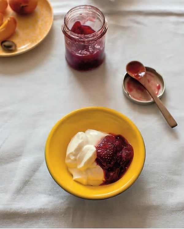 Gariguette strawberry & white balsamic jam
