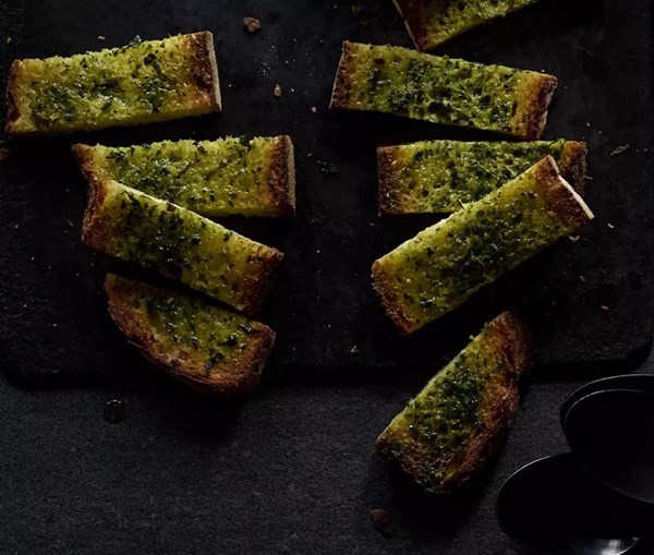Garlic & anchovy toasts