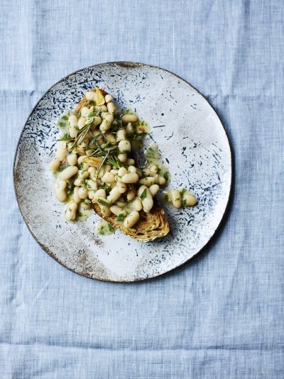 Garlic & chilli baked beans