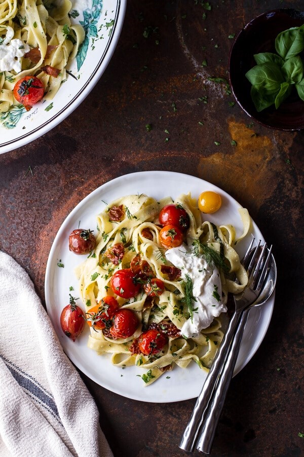 Garlic and herb roasted cherry tomato carbonara w/crispy prosciutto + burrata