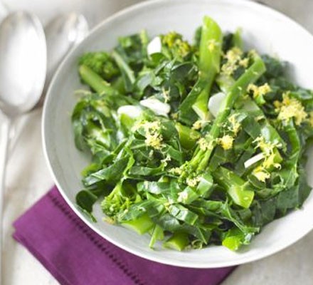 Garlic and lemon greens